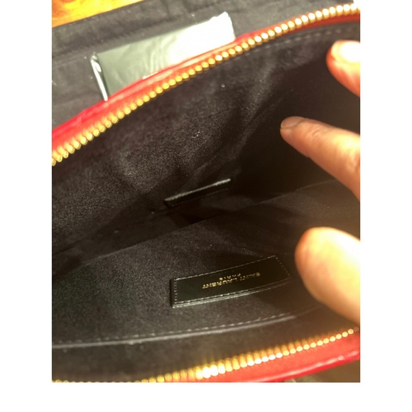 Saint Laurent book pouch !nwt. Comes with dust bag and certificate ! - Picture 3 of 6